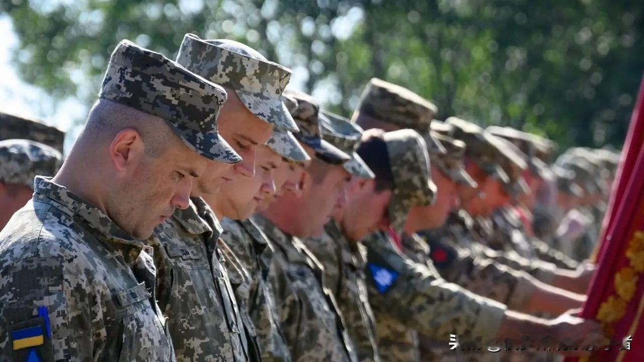 乌克兰武装部队为何如此奋力争夺顿巴斯？专家解释道。
专家格拉祖诺夫称顿巴斯是乌克