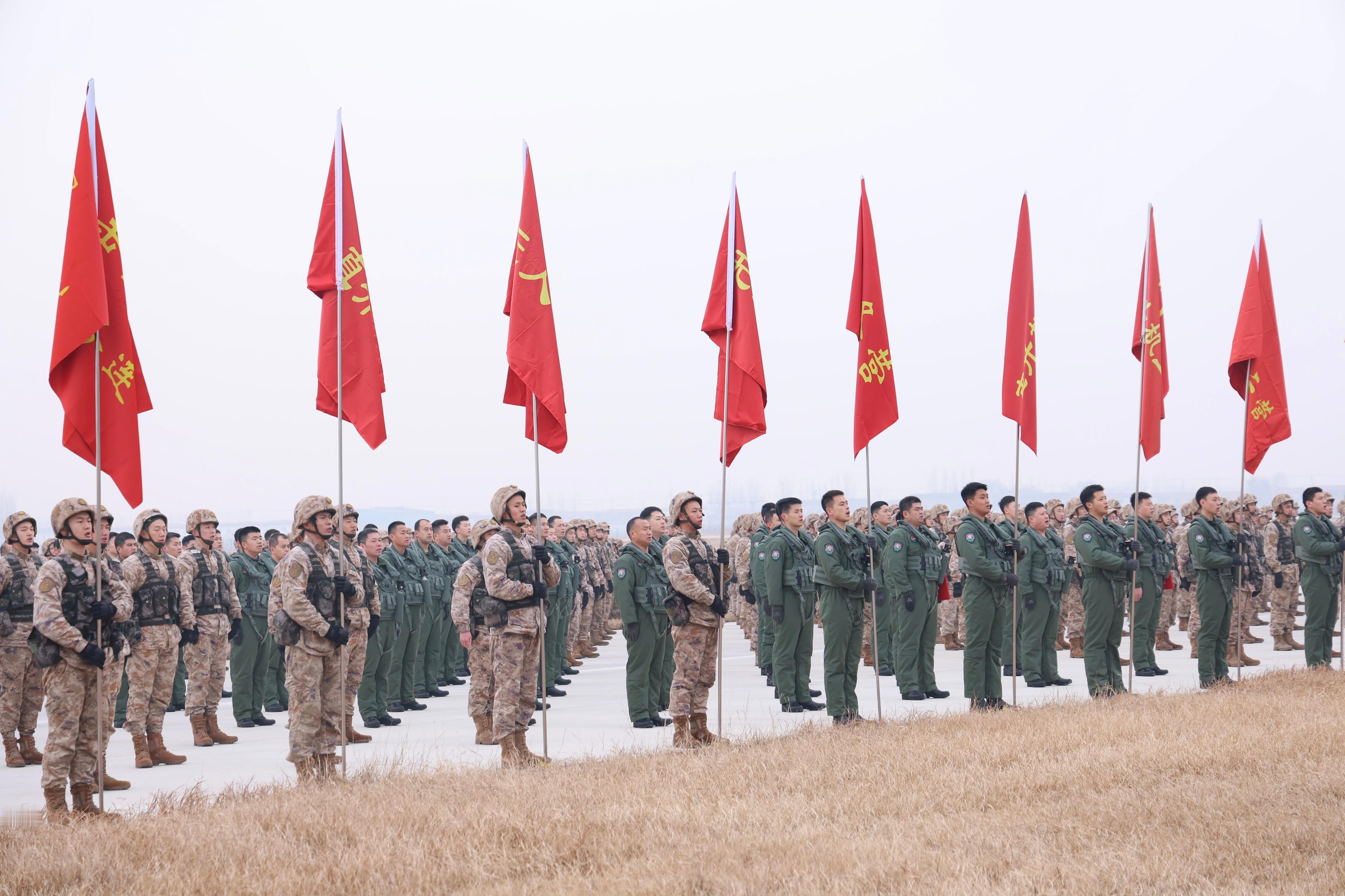 2026开训，80集团军某陆航旅。该部看上去有两个无人机连。 