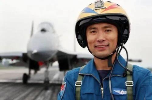 同为40岁的正团级与正处级，哪个更难得？ 正团级对应县处级，所以正团级与正处级在
