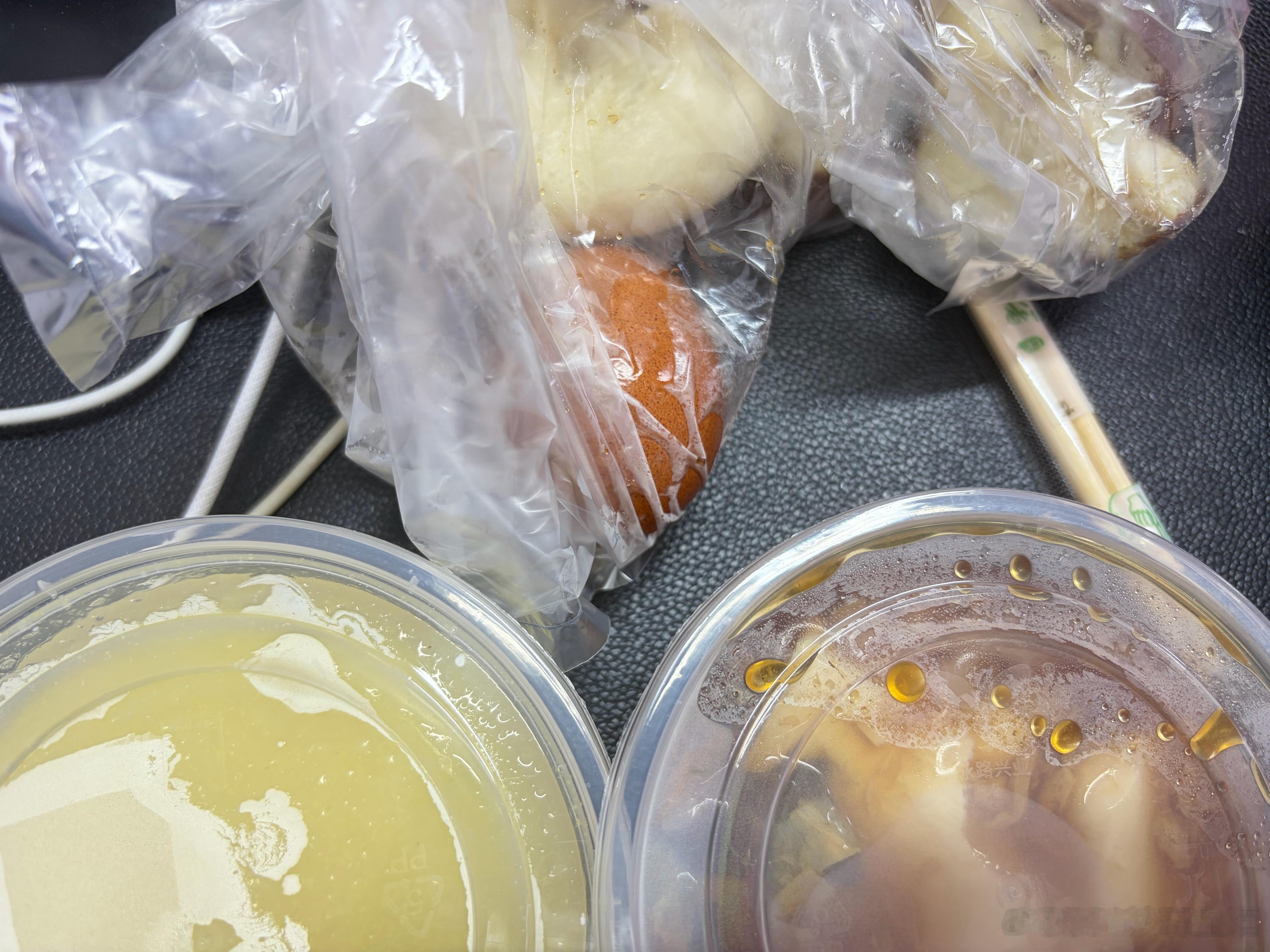 豆腐脑 包子 玉米粥已吃 