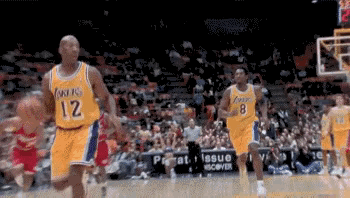 科比是我第2️⃣个认识的NBA球员，虽然乔丹的名字很早就知道，但是也是后来才知道