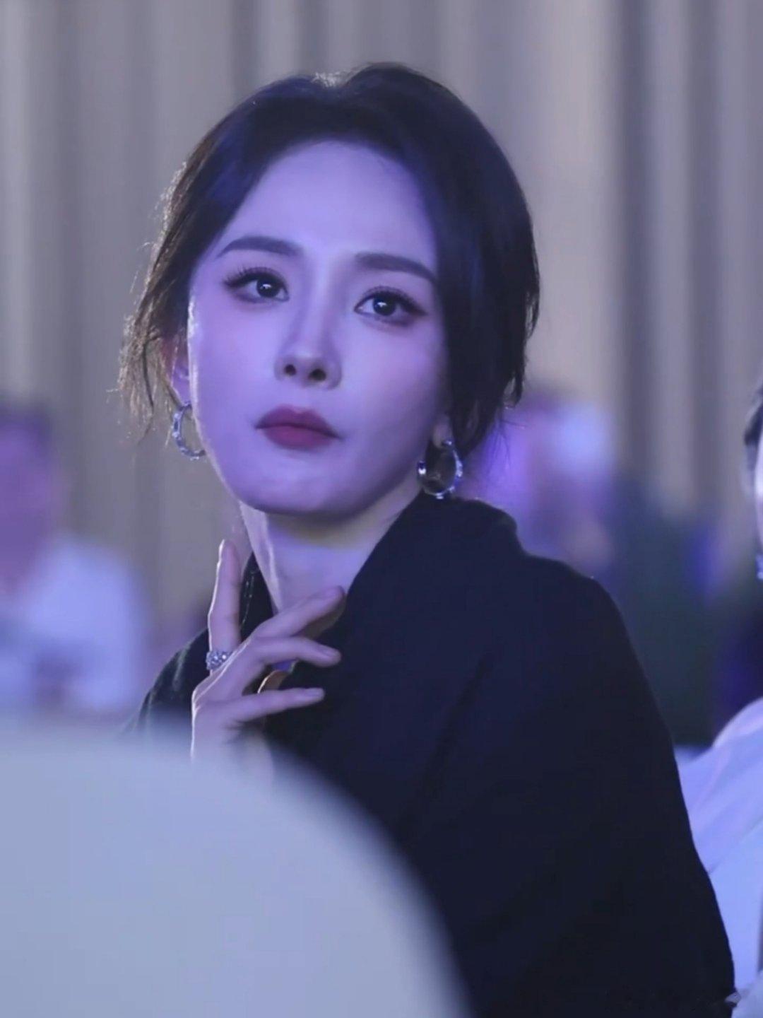 谁的老钱妈咪？ 杨幂豪门嫡长姐