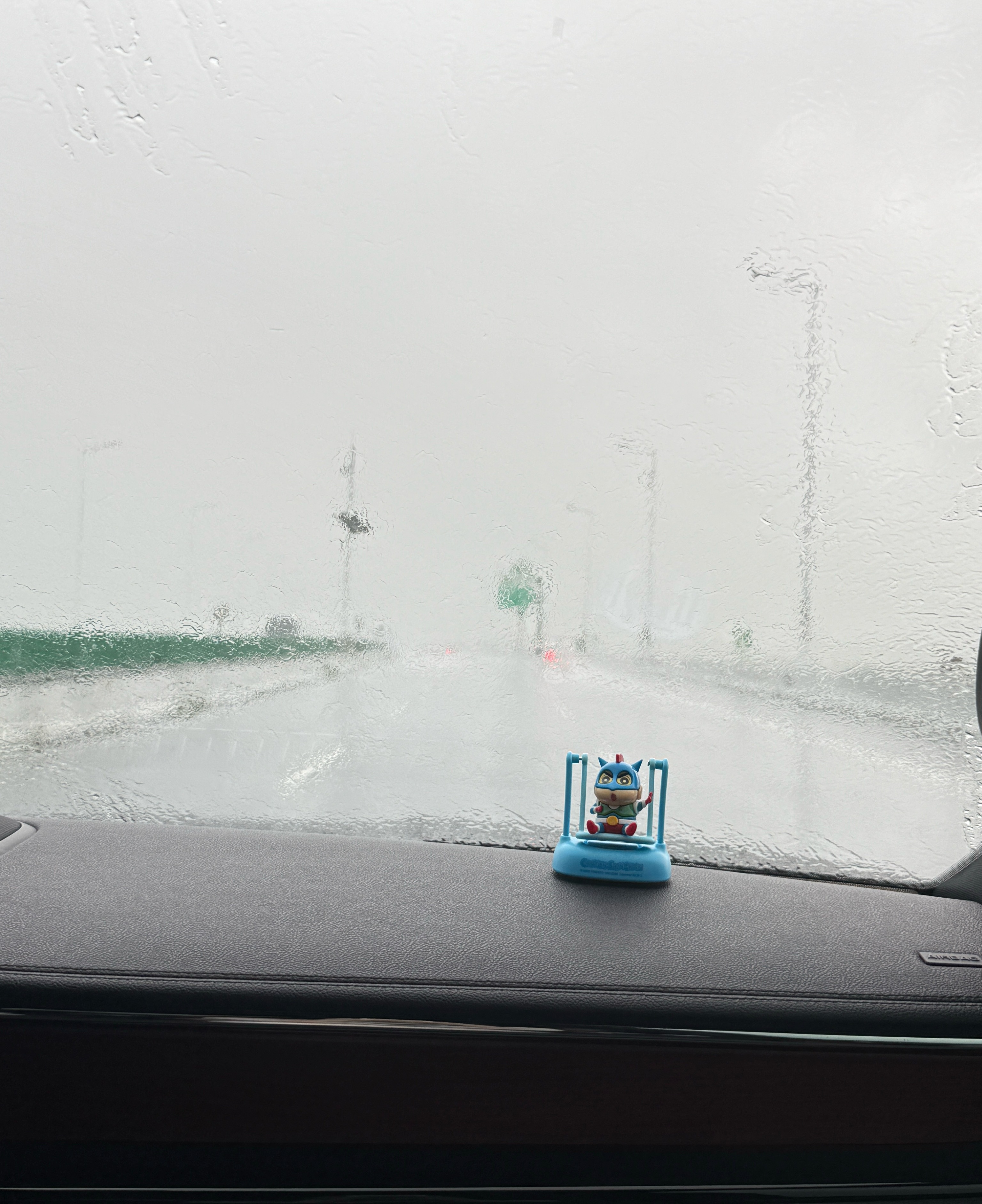好大雨。 
