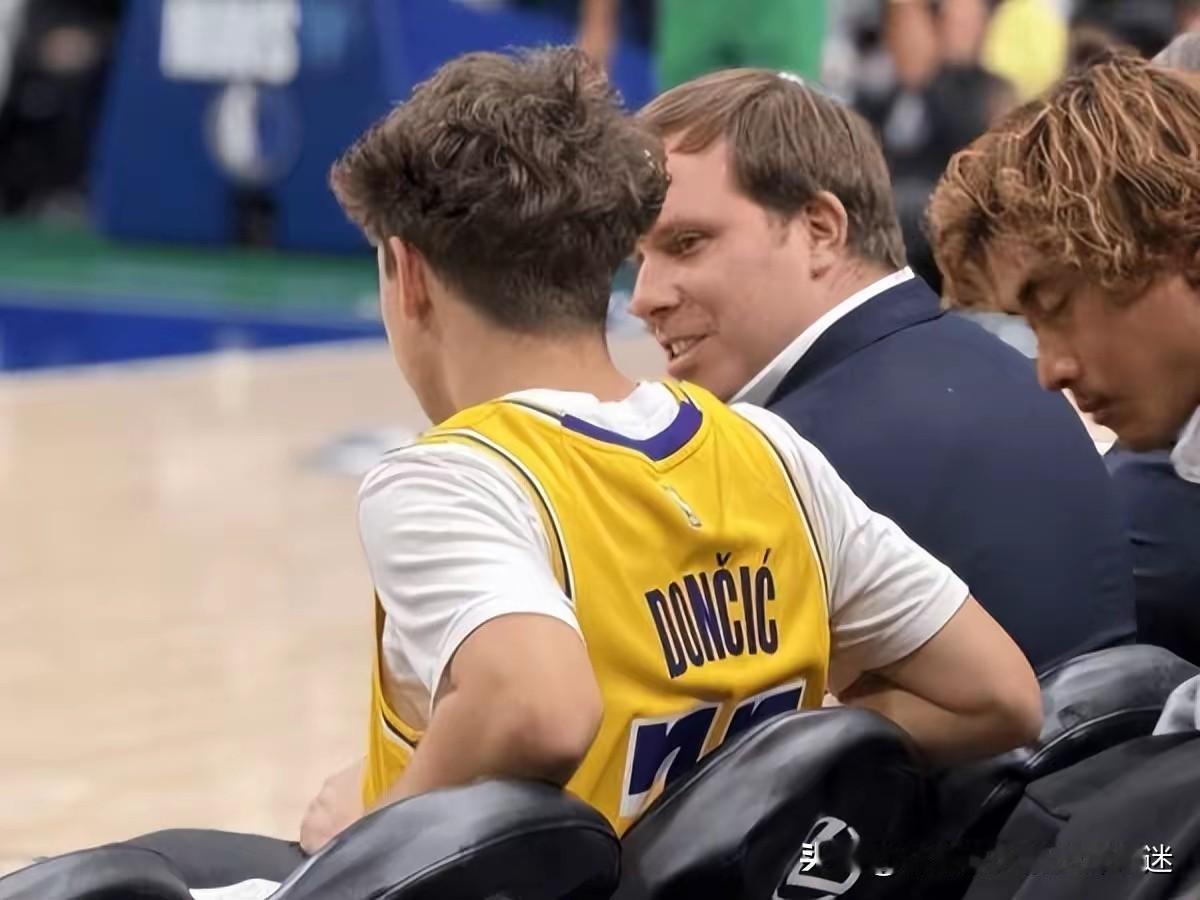 东契奇当初换取浓眉不得不说真是错误，把东契奇送给湖人，对于独行侠来说是致命的。浓