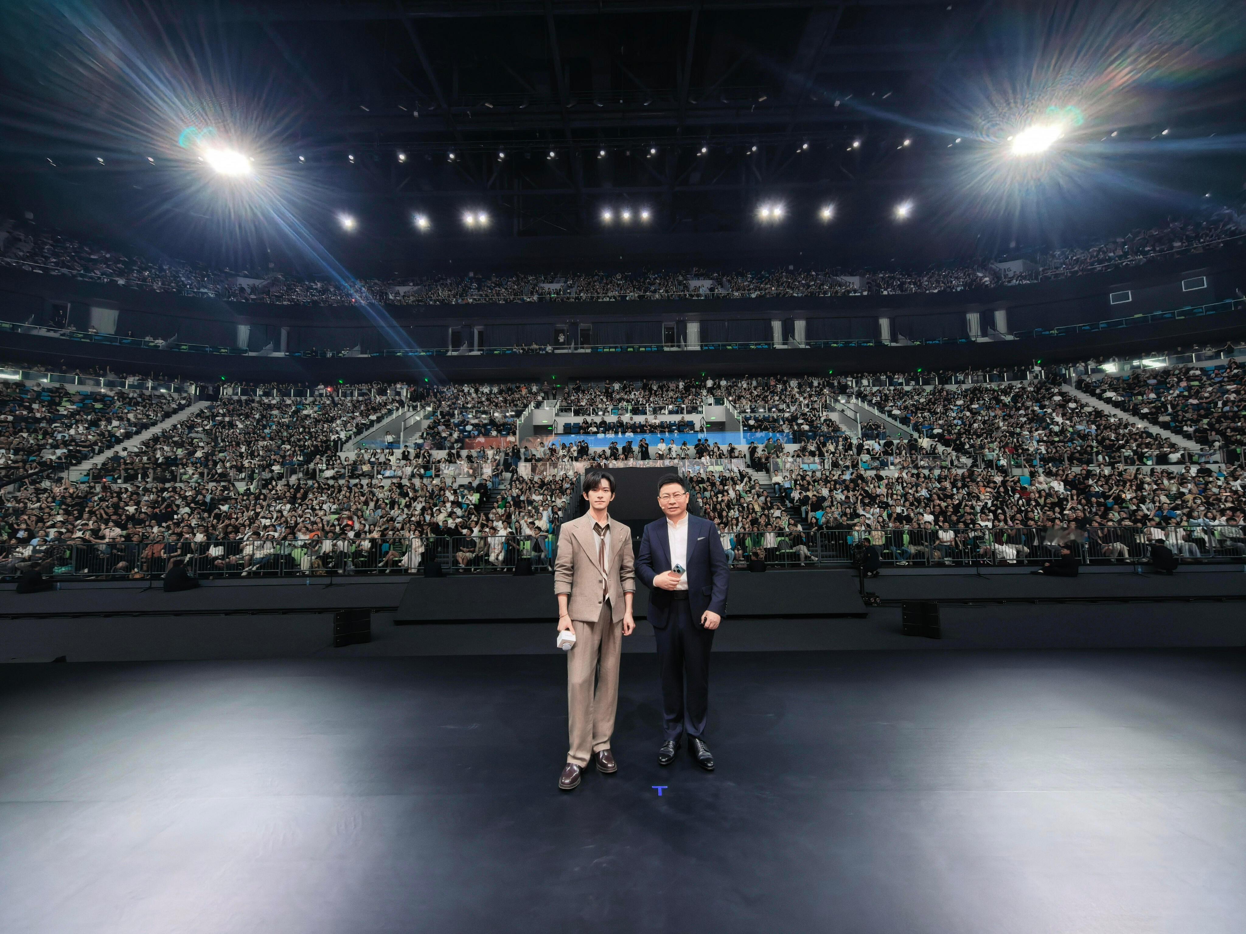 亲临华为Pura90系列新品发布会！！作为常年用华为拍照的摄影爱好者，这场科技春