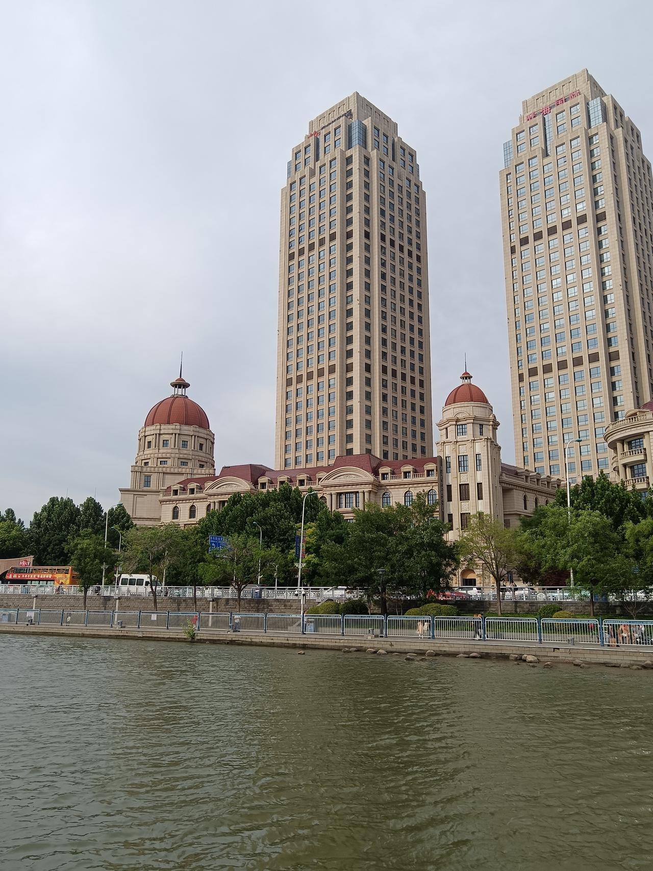 合理管控是一家人和睦相处的最佳方式，儿媳妇家的事，儿媳妇管，人家怎么处理咱不插嘴