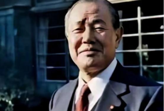 日本现在最慌的，其实不是航母下饺子，也不是火箭炮射程，而是把这些年日本偷偷埋在中