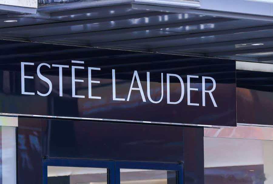 4年来首次下滑！中国游客赴日大减6成，这次日媒不淡定了！ 最近大家应该能感觉到，