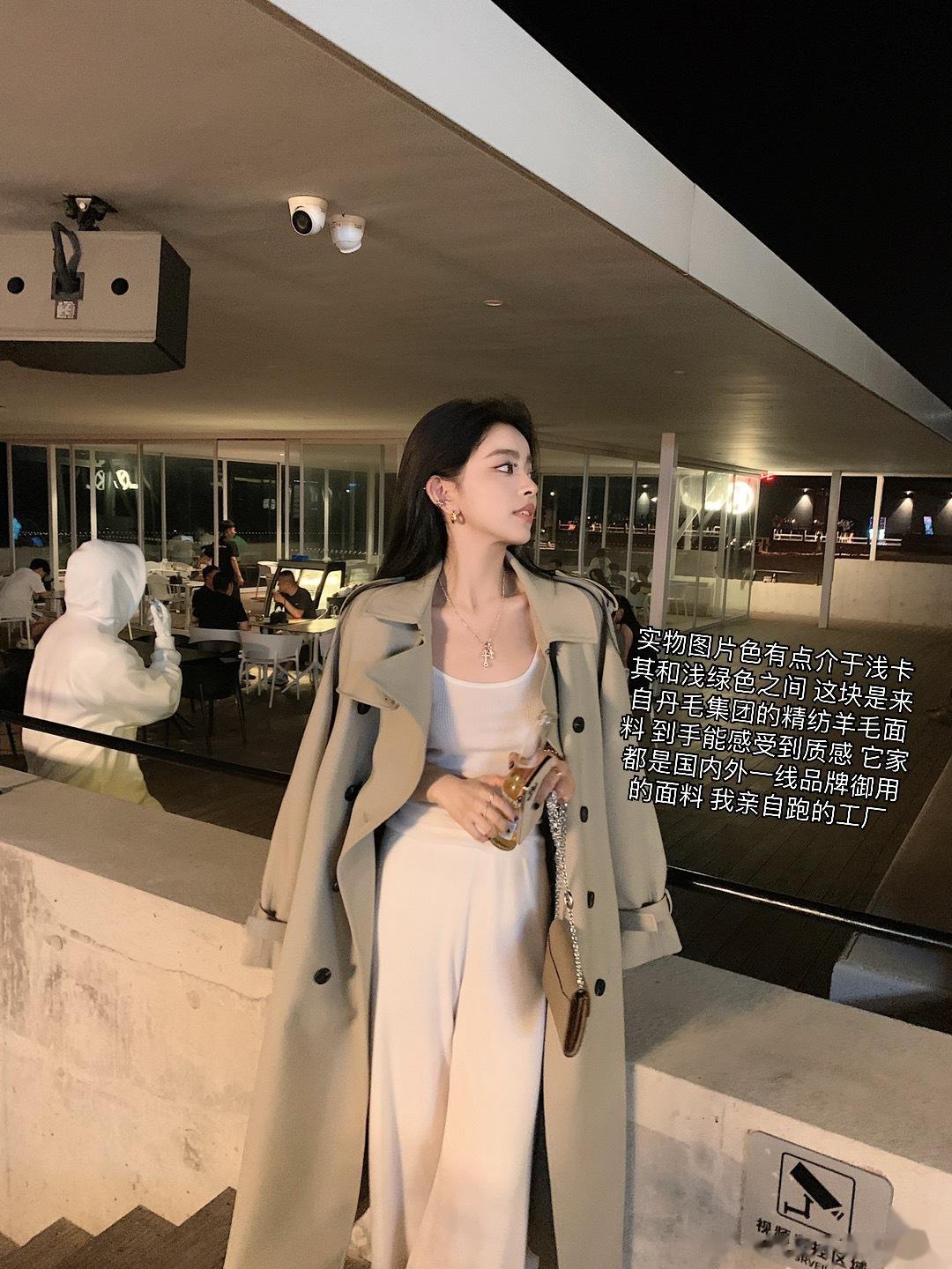 本期主推的丹毛集团精纺羊毛风衣来了先分享一波浅卡其色的长短版这次风衣其实特别想推