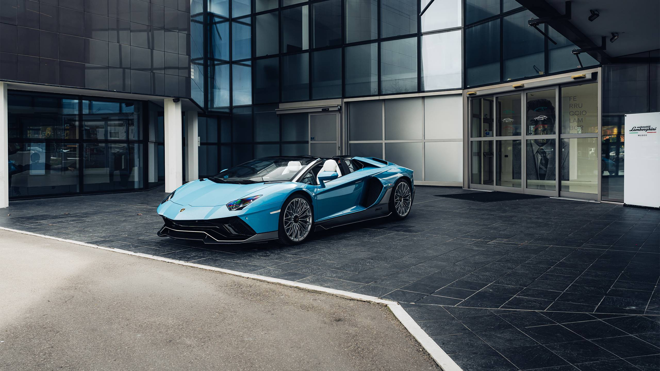 一台兰博基尼能赚两台奥迪A5L 兰博基尼刚交出了2025年成绩单。根据官方数据，