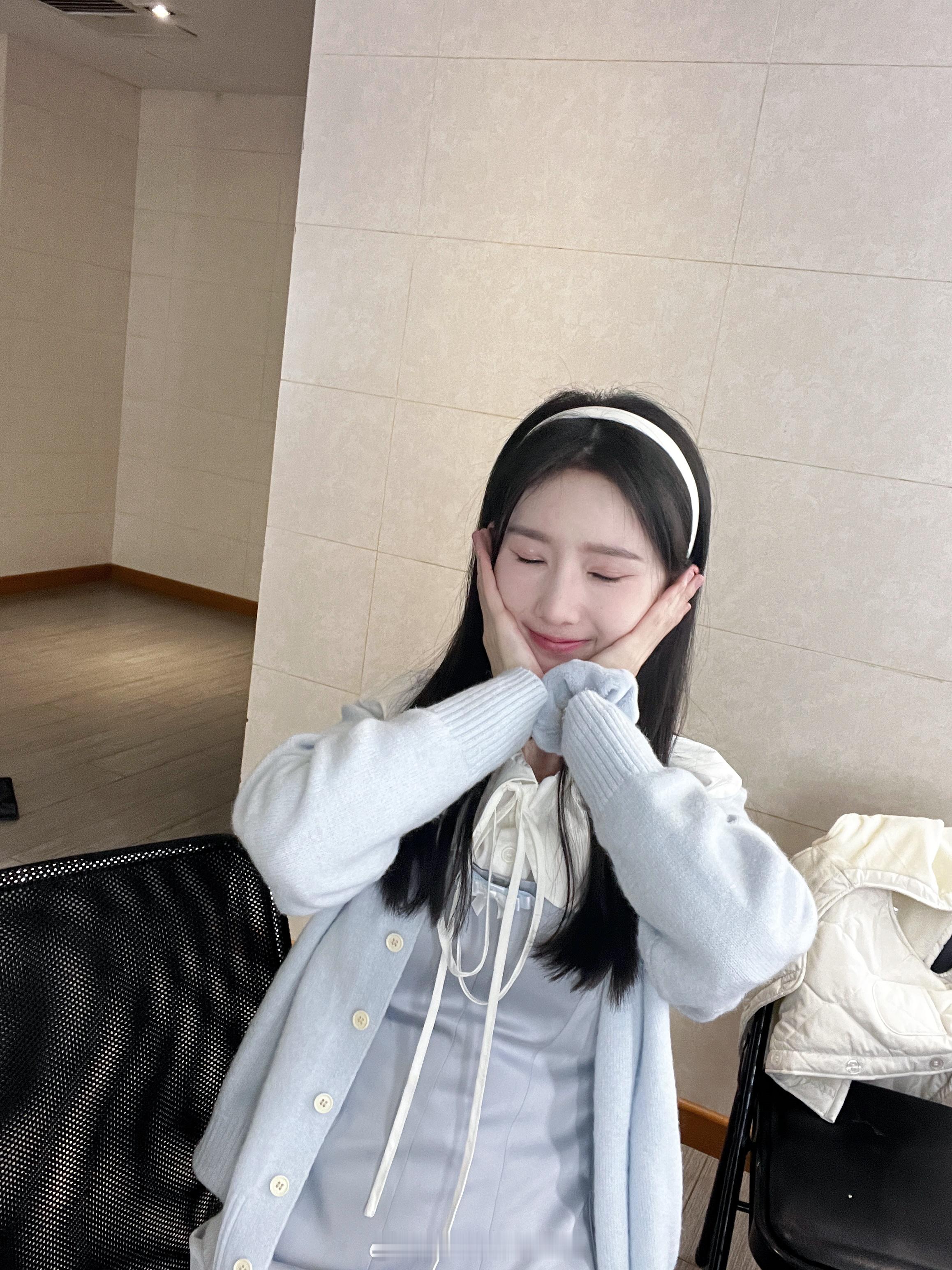 💙🌈🐰 ​​​