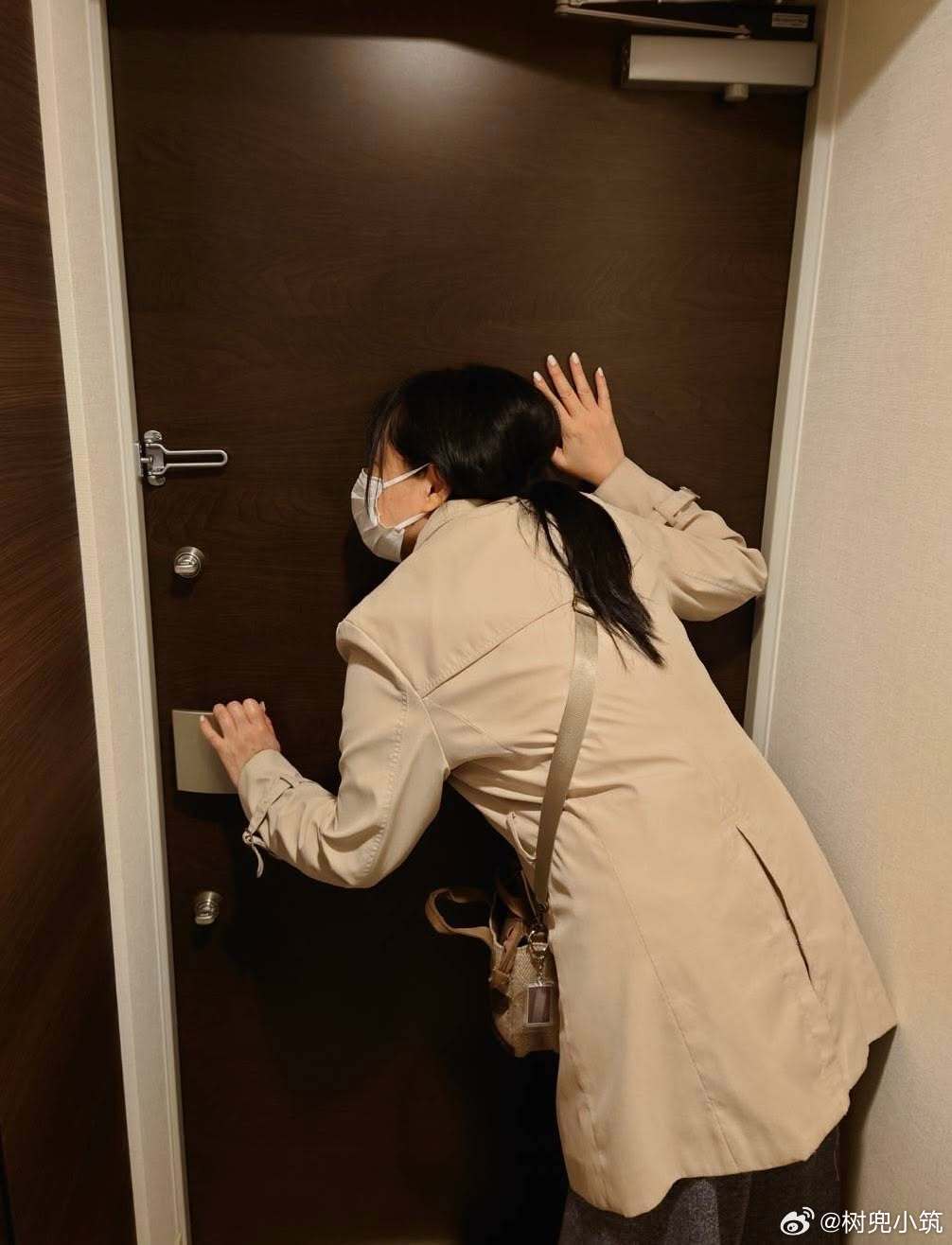 【 地味万圣节精彩回顾「出门时间与邻居重叠，正在拿捏出门时机的人」（2022年）