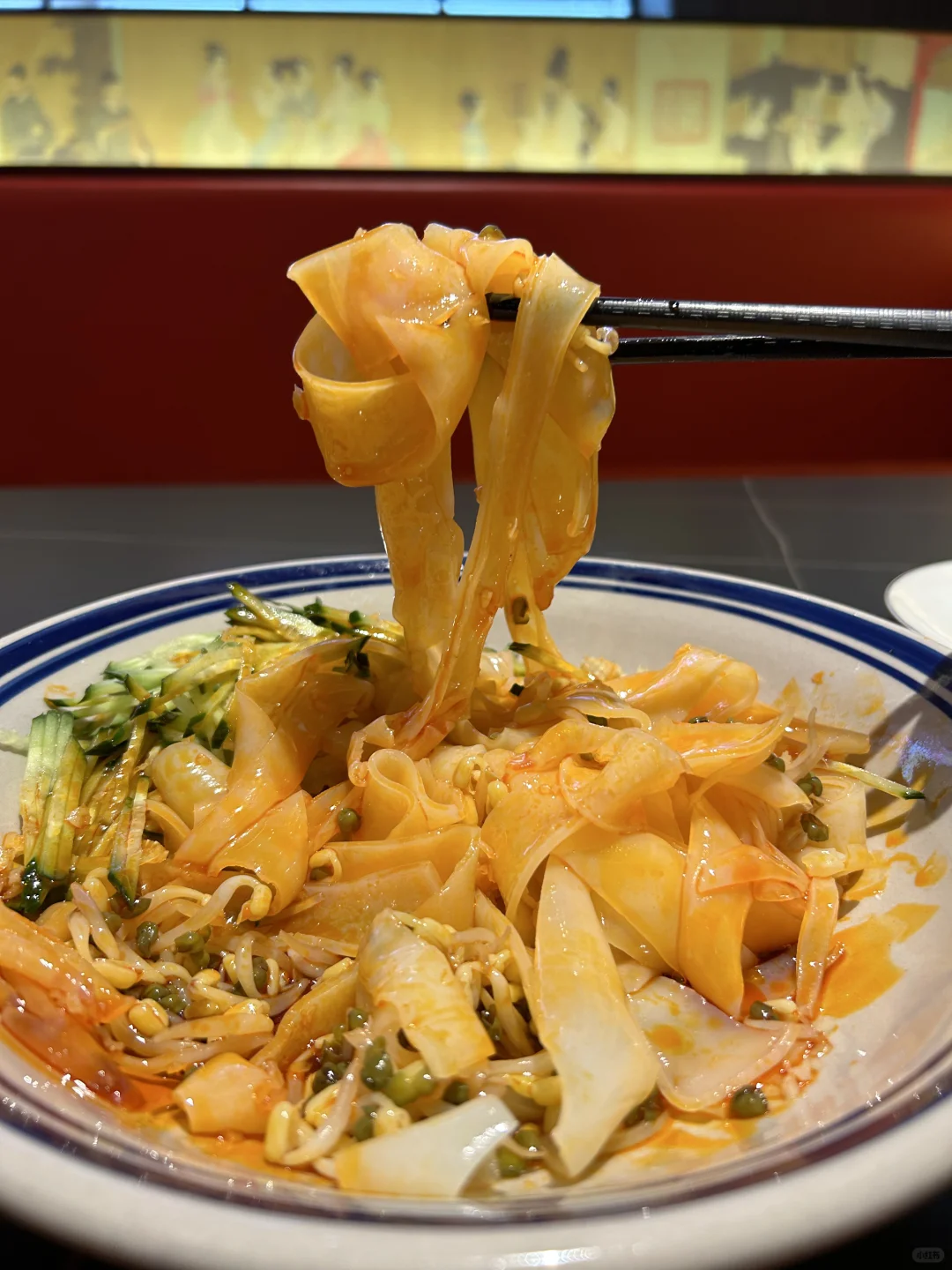 现做肉夹馍饼皮好酥脆