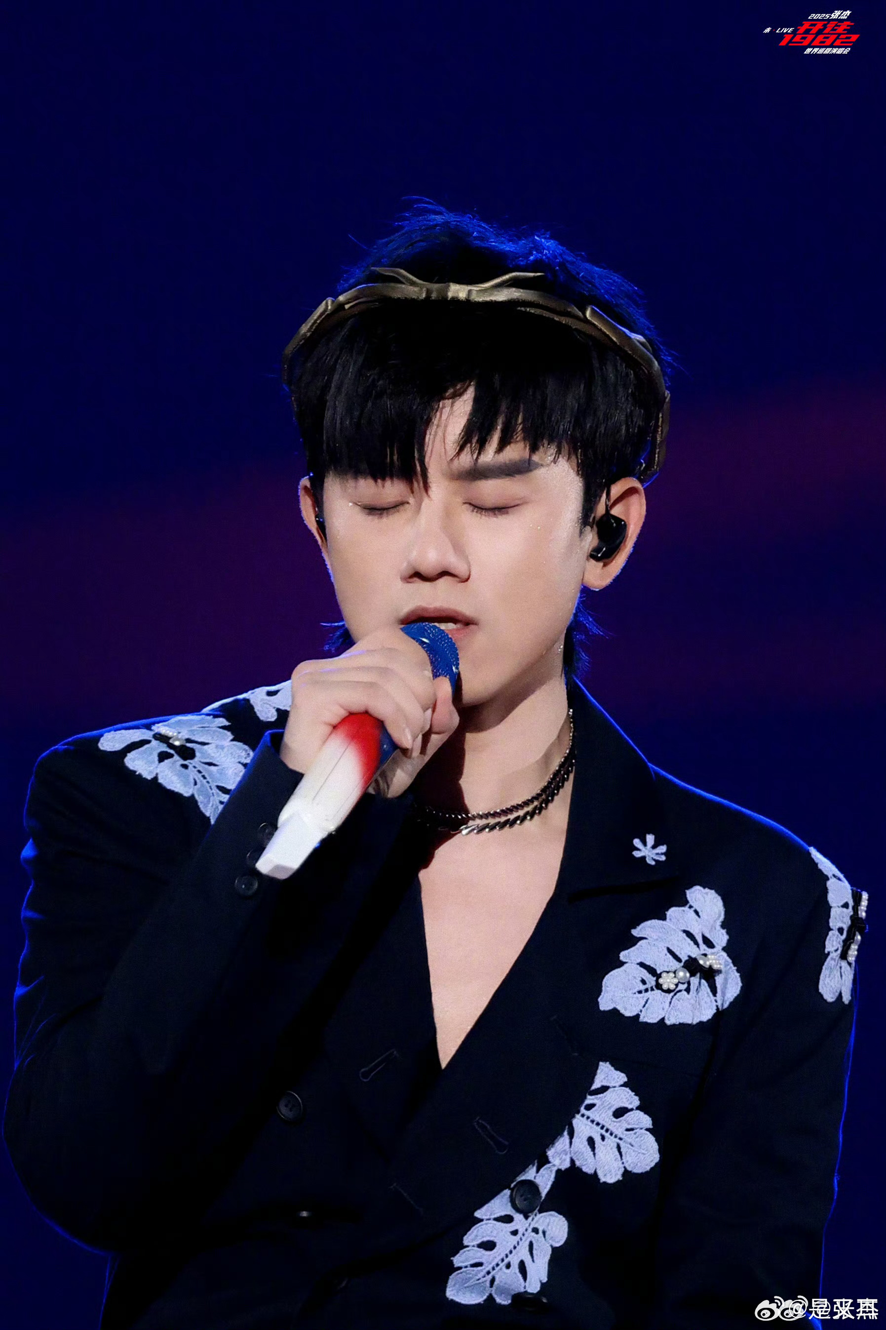 张杰 生日快乐✨张杰 “不戴金箍，如何救你；戴上金箍，如何爱你”我的一生所爱