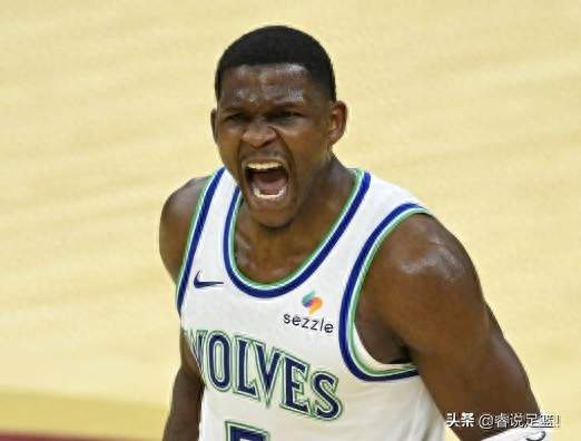 NBA伤病潮来袭！爱德华兹无缘各大奖项！卡鲁索、小贾伦全部受伤