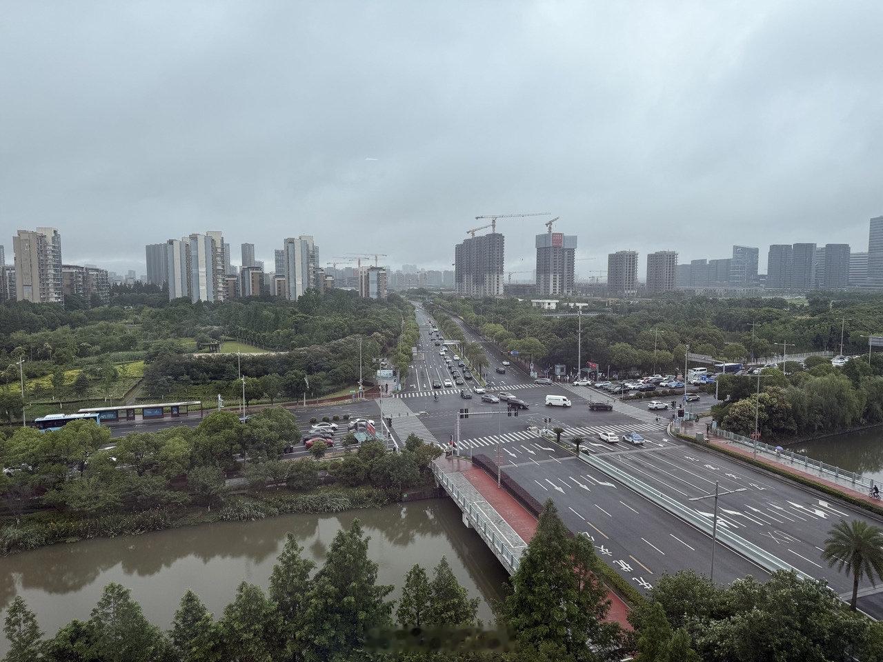 宁波将有持续性降水 6月17日，市防指办发布持续性降水防御提示。预报6月18至2