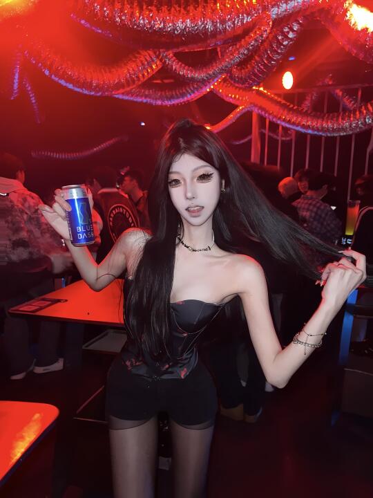 第一次来酒吧❤️‍🔥被保安拦下来了
