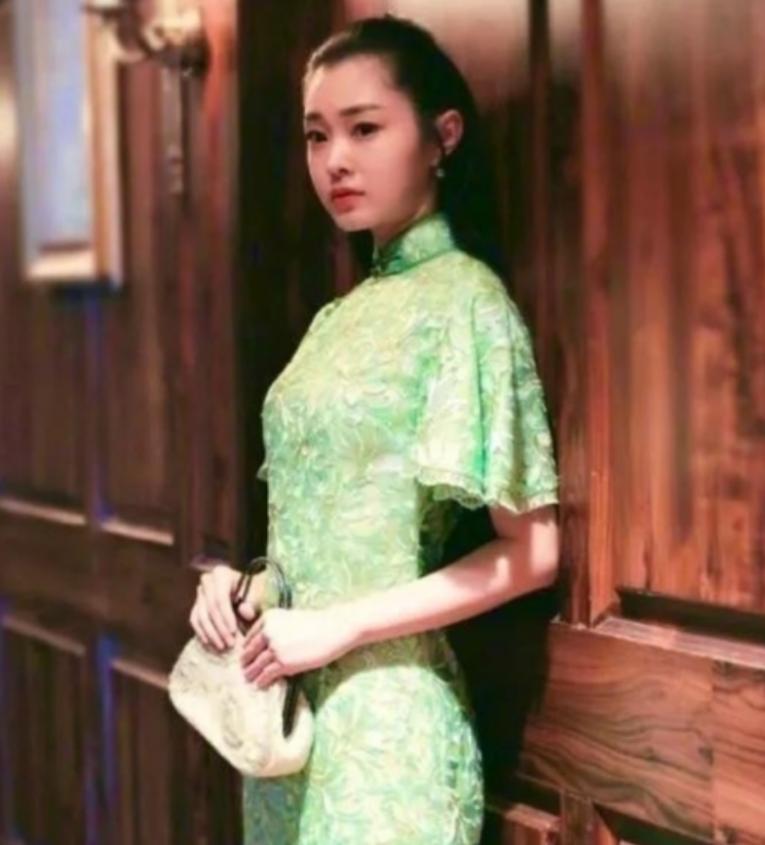 1924年，张学良迎娶谷瑞玉，洞房花烛夜，张学良深情的表达爱意后，直接扑了上去，