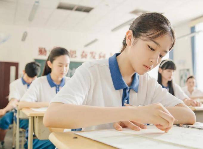 扎心实话｜数学学不好，真不是你笨！
身边太多人吐槽：“我天生就不是学数学的料”“