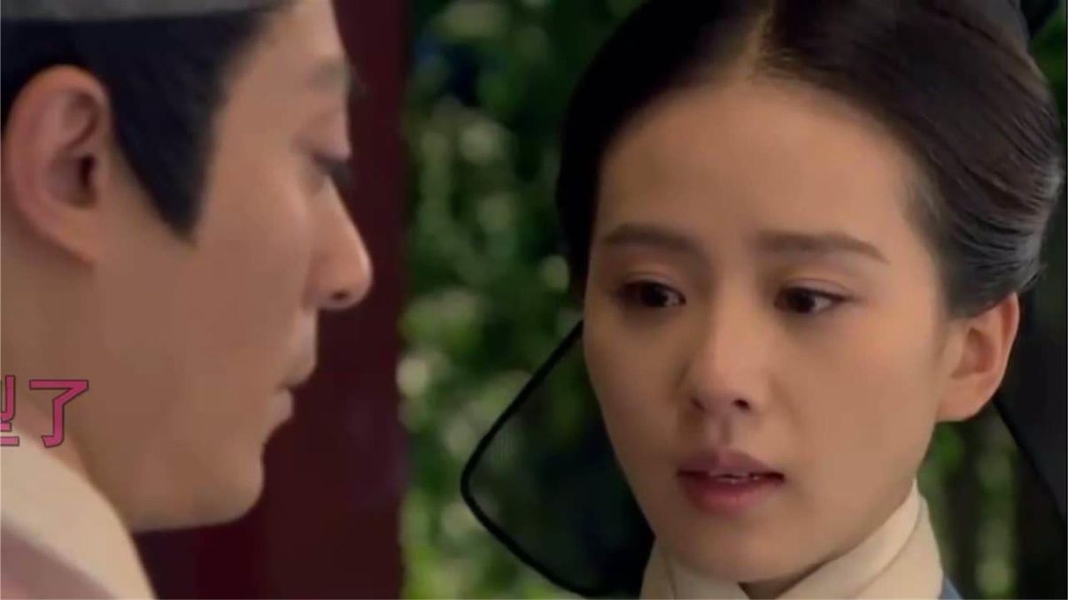 1.刘诗诗事业也有点到瓶颈期了，85花基本都转型了，但她拍正