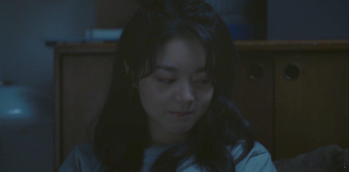 #娱乐[超话]##我劝你掀开被子直接扑#林亦扬的笑容已经出卖了自己，其实笑的不值