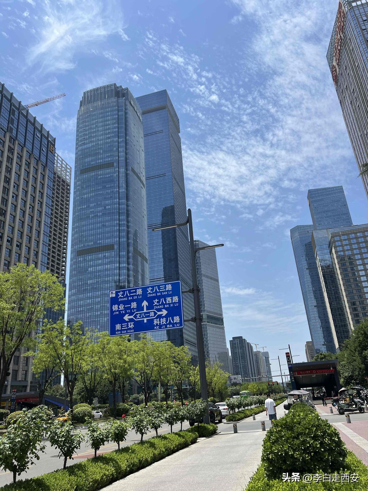 西安是中西部半导体第一城、产业规模居全国第六，2025年产值约1500亿元，规上