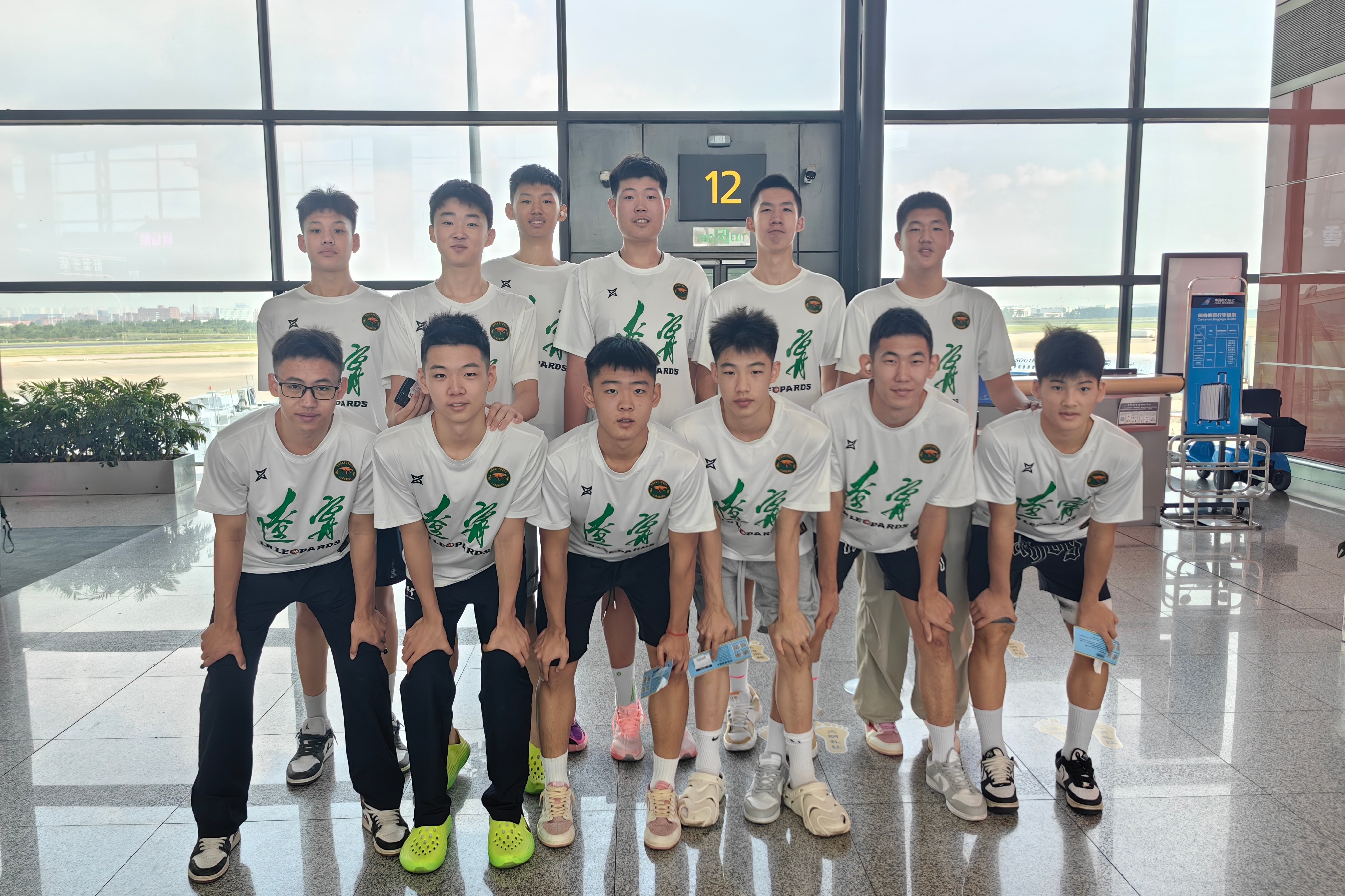 辽宁U15顺利抵达赛区，全力备战全国总决赛。辽宁与河北、新疆、东道主福建同分一组