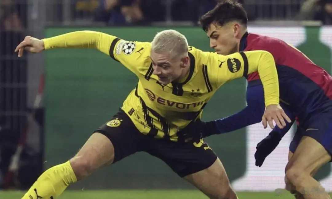 世体：巴萨考虑引进瑞尔森，坎塞洛的名字也被提及当地时间1月1日，据《世界体育报》