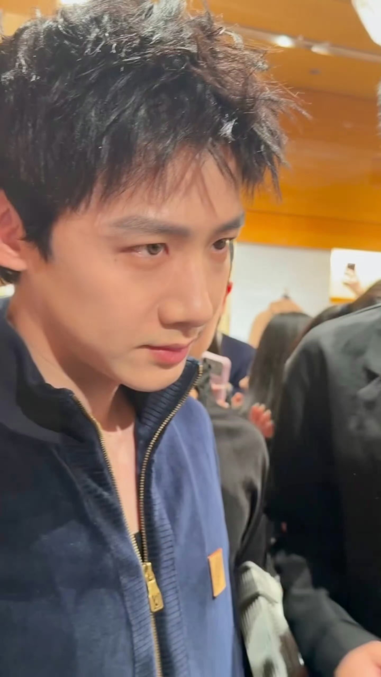 白敬亭今天线下活动生图路透 