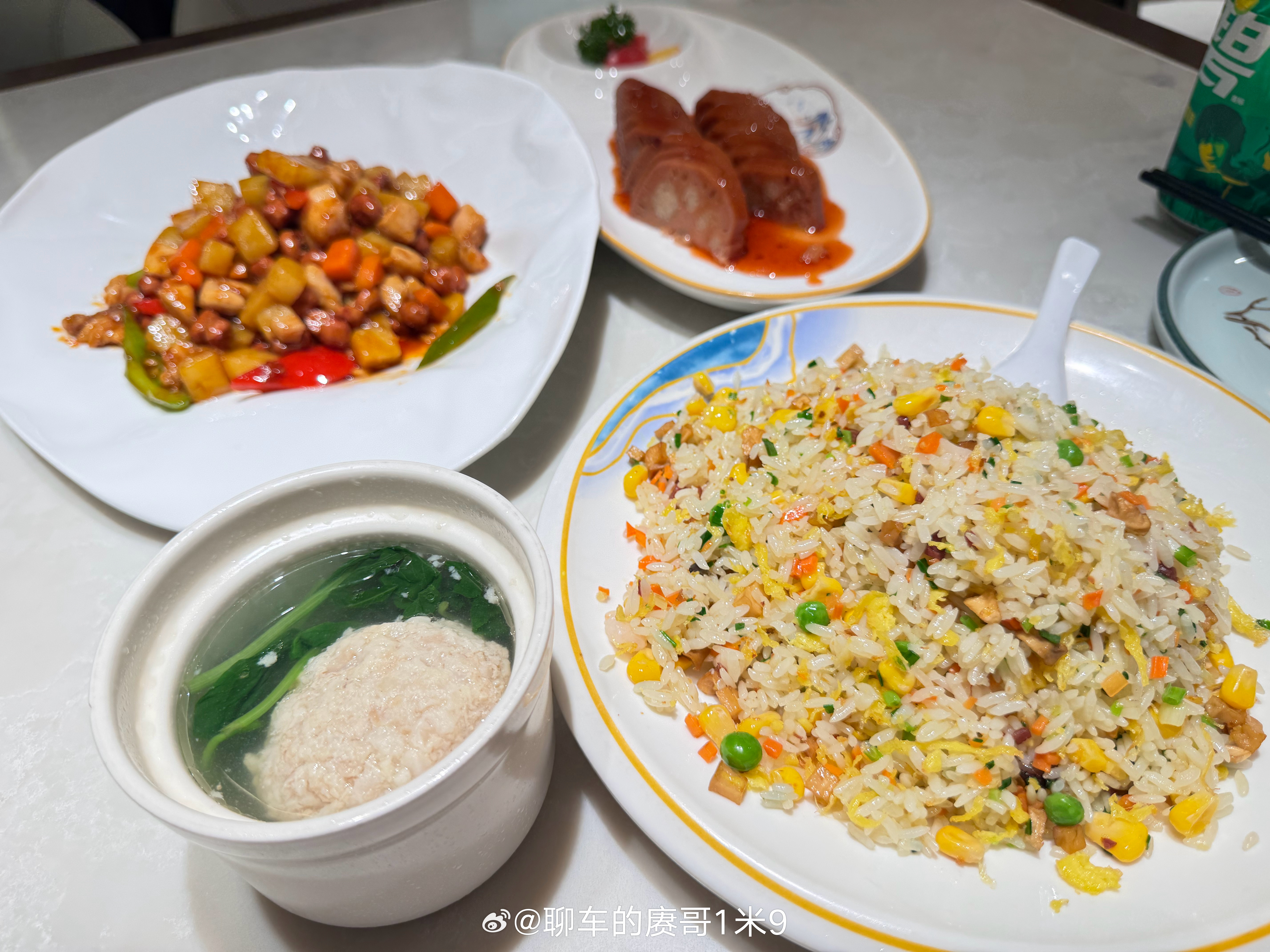 上一顿饭还是早餐到扬州了补充下体力都是当地特色菜粉丝们先吃😍赓言赓语[超话] 