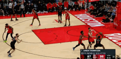 贾巴里史密斯终于开窍了，今天打得真棒……表扬一下，明天打掘金就靠你了！
今天登场