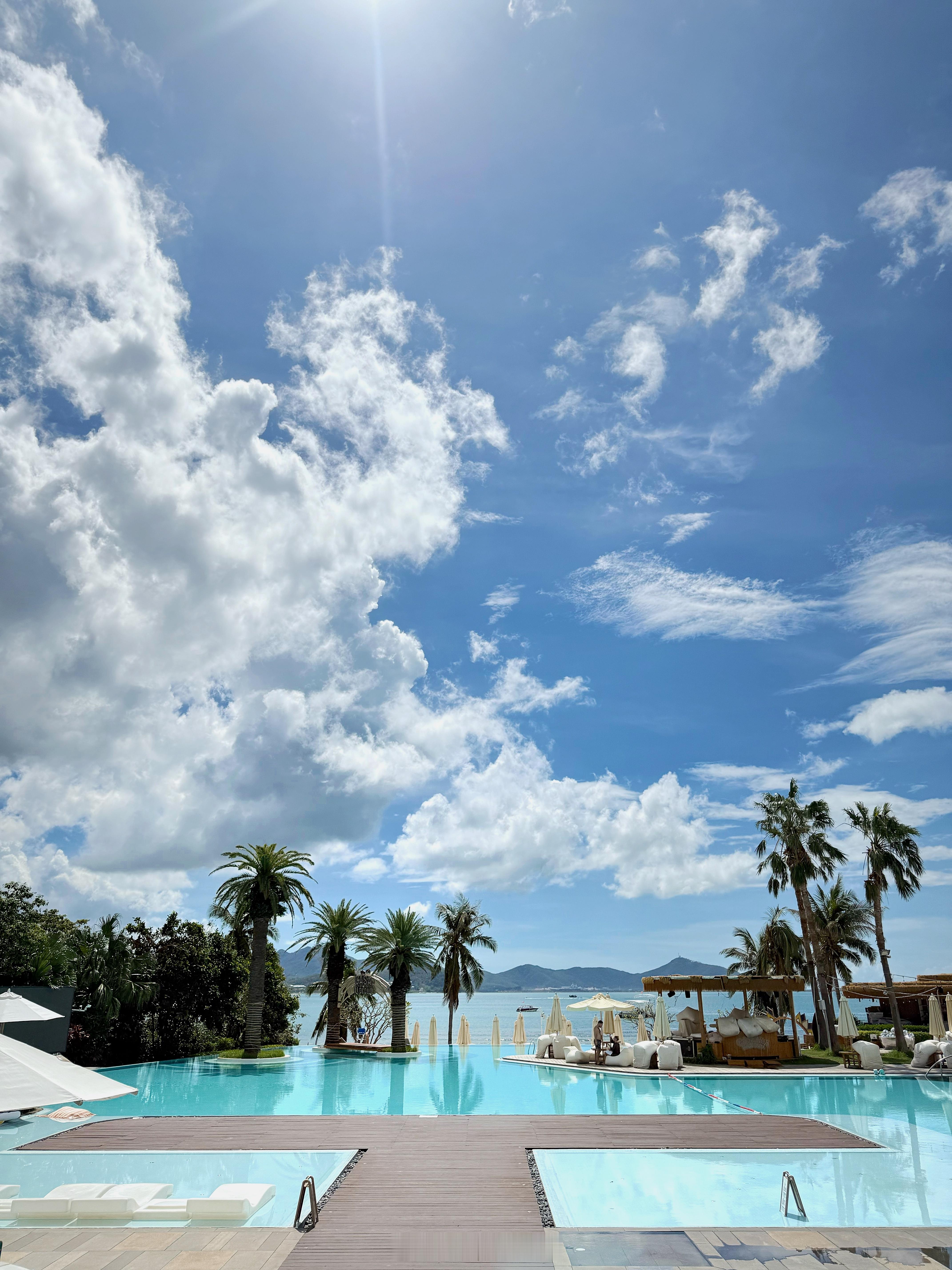 夏日[超话] [太阳]  ​​​