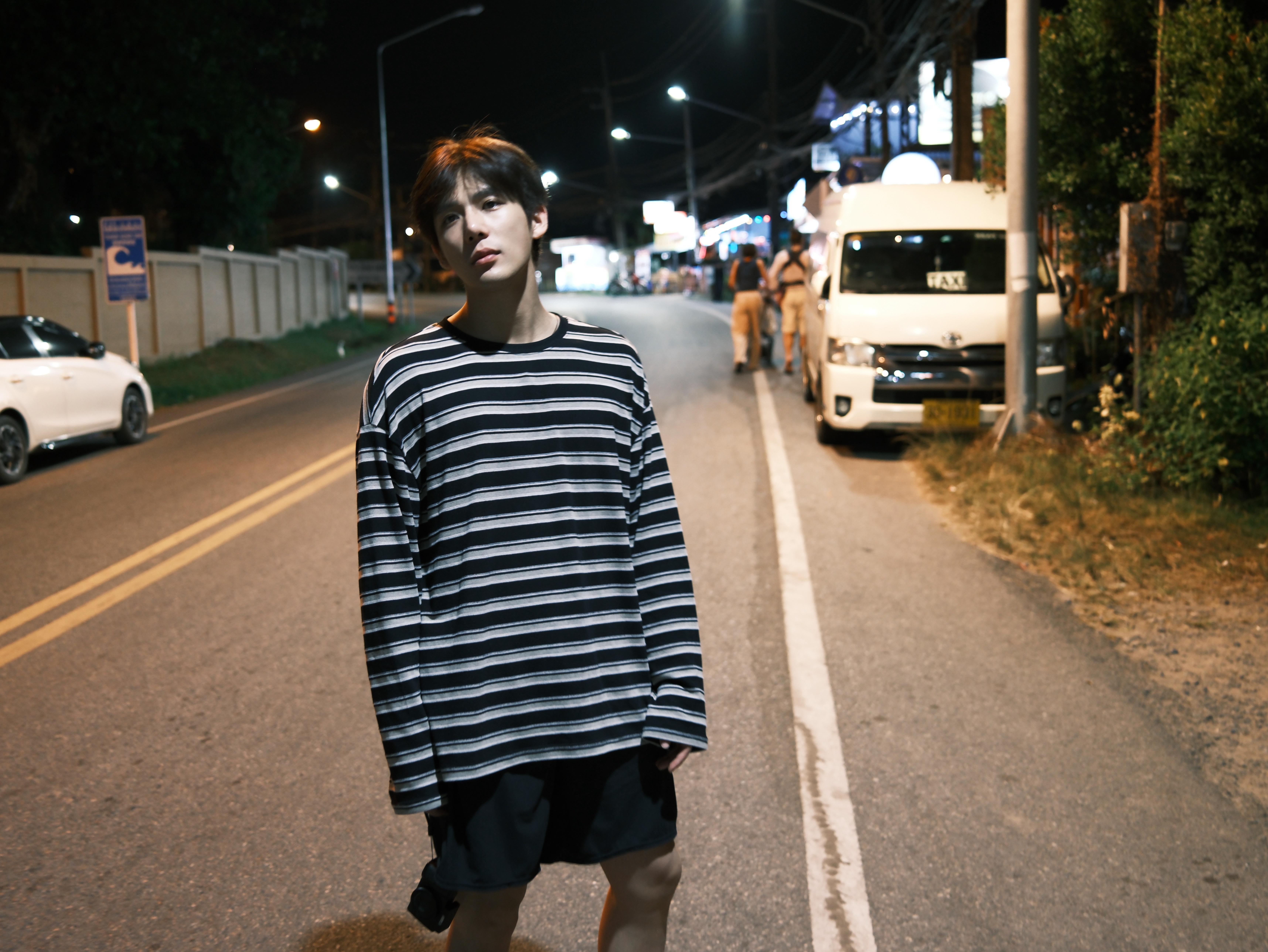 王安宇季清和王安宇想把你和时间藏起来随着时光的流逝，有些情感愈发深刻，它们在岁月