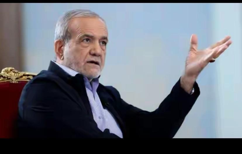 谈判已经进行不下去，就连一直主张和谈的伊朗总统佩泽希扬齐也扛不住！他发言怒怼美国