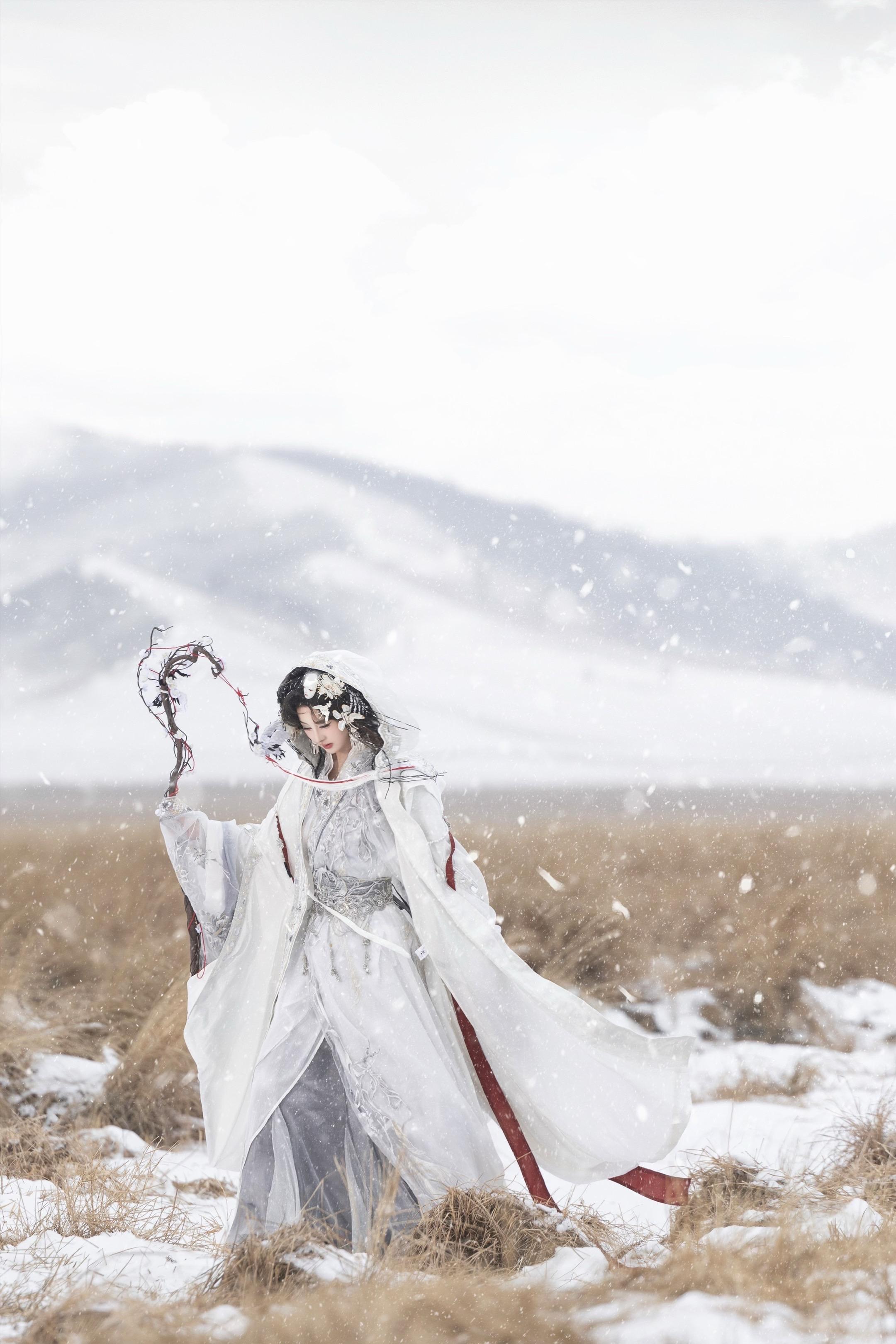 ‘ 远方再也没有故人消息传来 ’看古剑奇谭的时候 小小的我已经见识过...