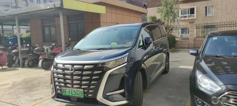 腾势D9 2022款DM-i 1.5T 145km四驱尊荣型

裸车价：39.9
