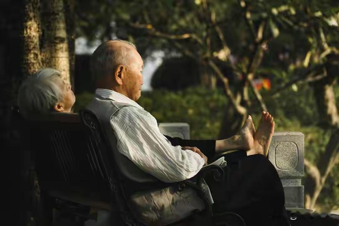 再过30年，60后、70后这批老人走了之后，世界将会怎样？
 
再过三十年，也就