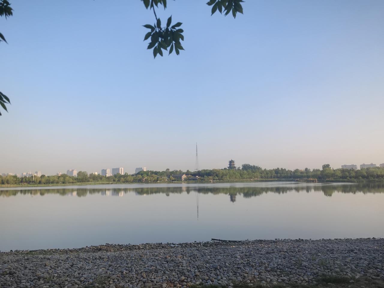 清晨的清风湖风景