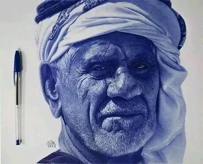 说出来你可能不相信，这幅画竟然是用圆珠笔一笔一笔画出来的 ，把人物给画活了，第一
