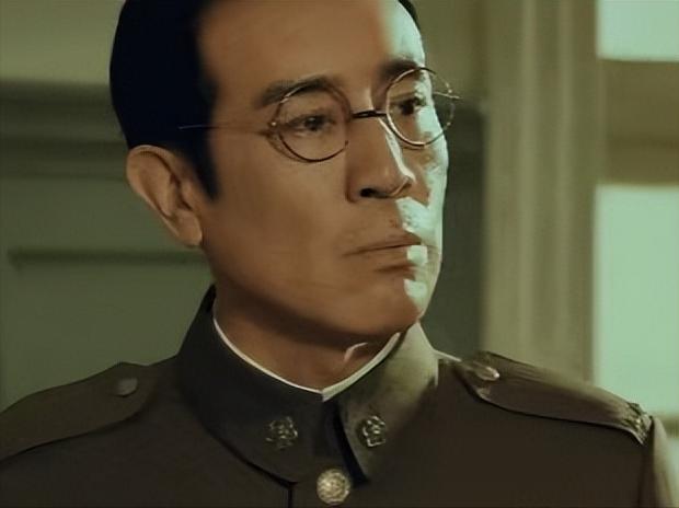 1200万片酬全部捐了。
于和伟饰演吴石，片酬是1200万，
但于和伟分文未取，