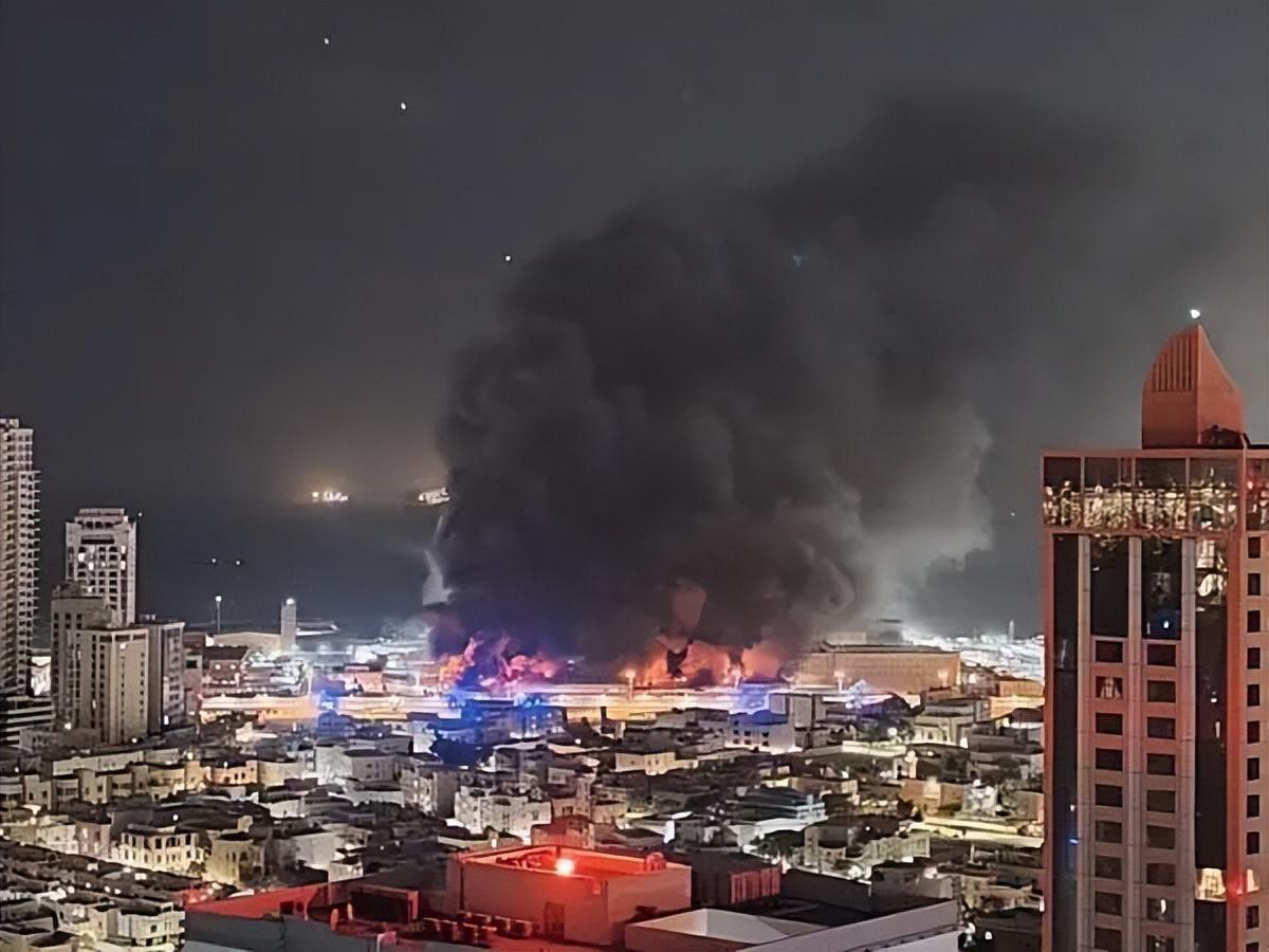 惊醒！中东突发剧变，伊朗疯狂反击，美 3 名士兵丧命，3 国急着参战，英国秒怂，