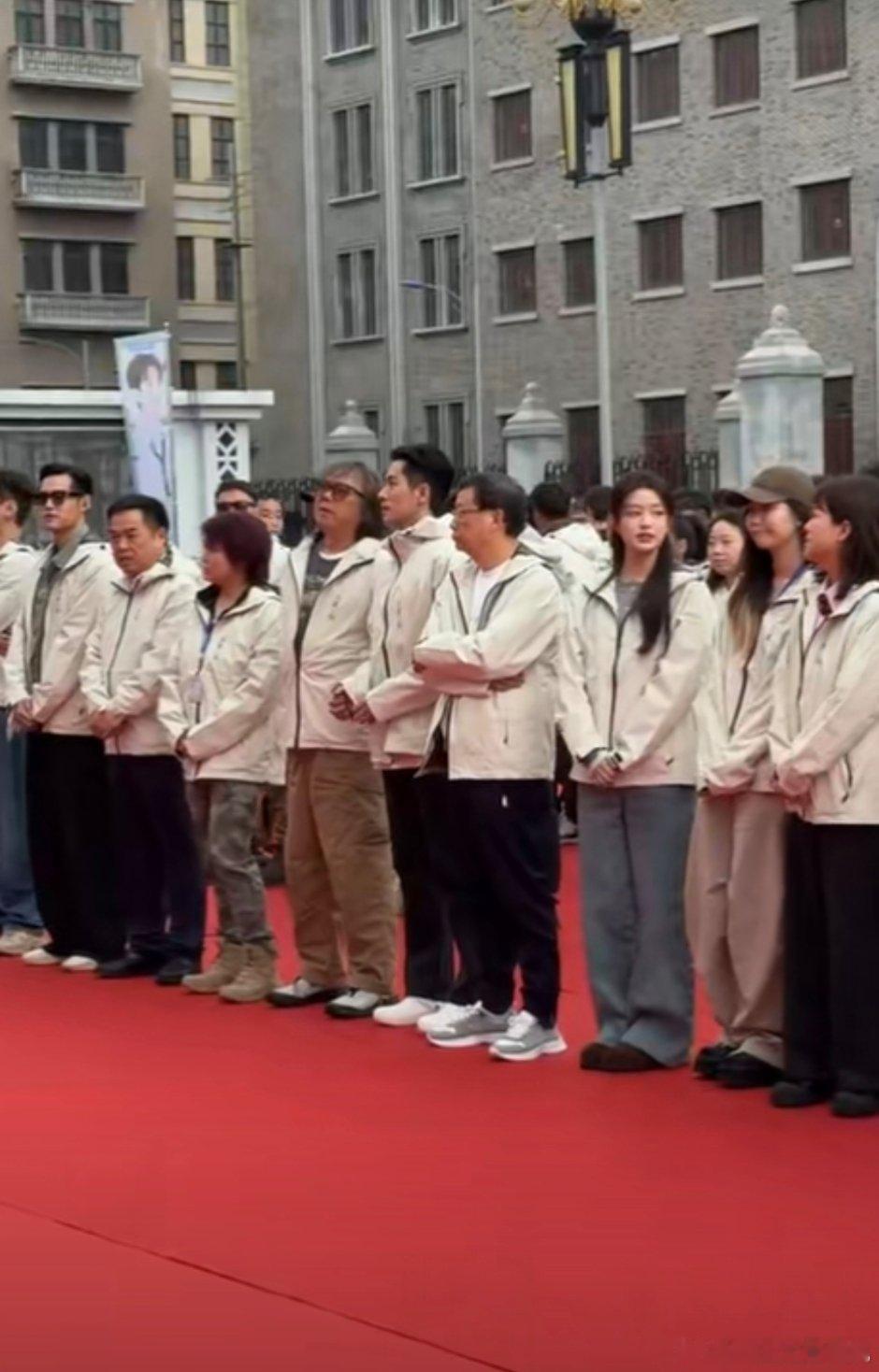 丞磊、徐若晗《玉簟秋》开机了 ​​​