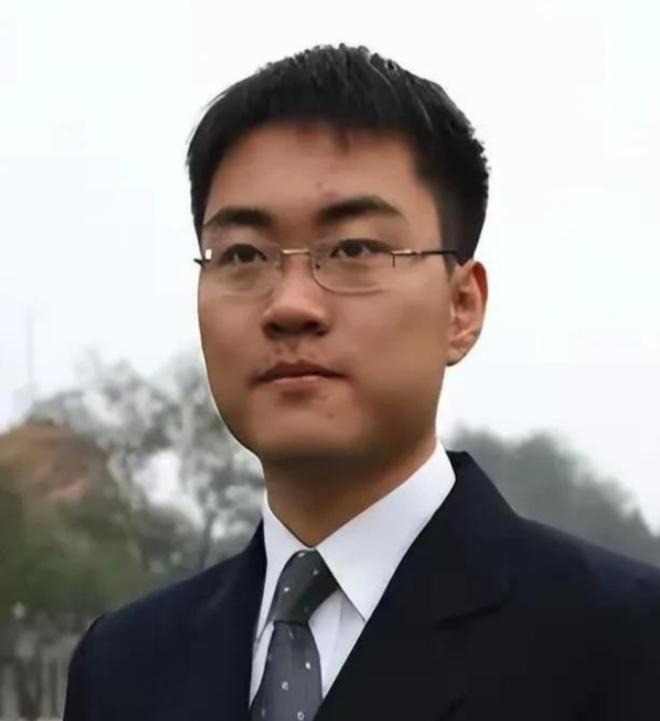 中国的两位顶级科学家，AI芯片方向的精英人才，将为美国效力，巧的是，他们同为清华