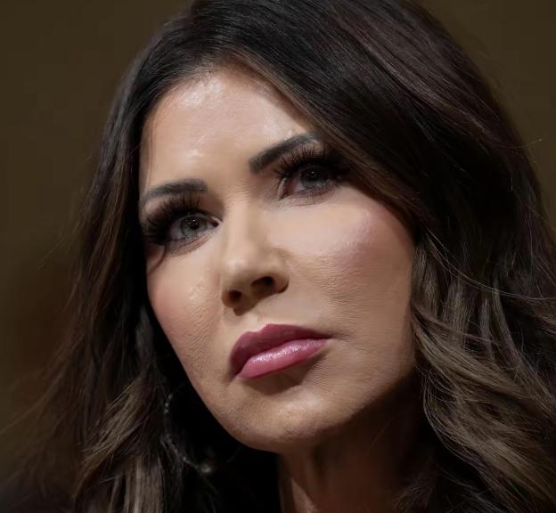 加州州长纽森近期发文：克里斯蒂·诺姆将作为美国历史上最无耻、最无能、最冷酷无情的