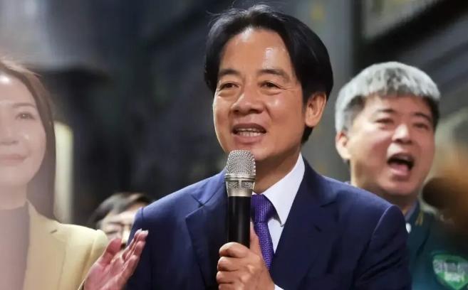 要和平，台湾喊话大陆
 
当特朗普的专机划过太平洋上空，返回华盛顿的那几个小时里