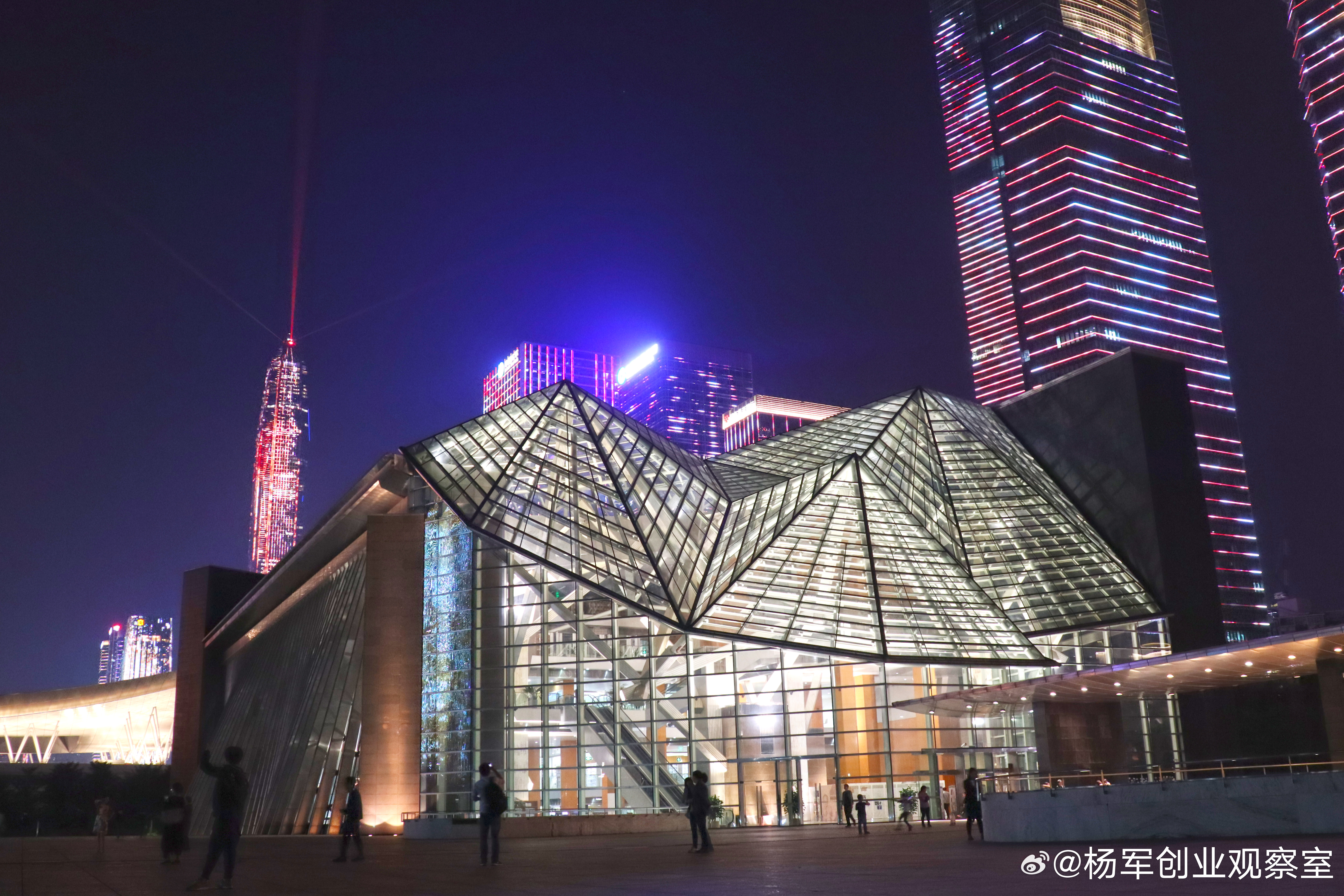 问：门店的合伙人利润分配多久一次比较好？答：企业希望促成门店快速裂变，可以以最短