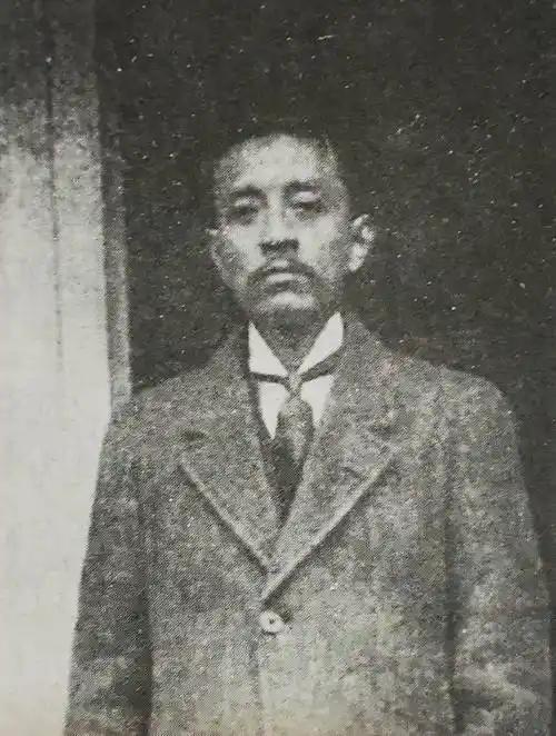 1913年3月22日，31岁的宋教仁遇刺身亡。离世时，他唯一的儿子年仅12岁，如