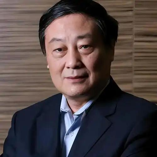 杜建英如今这么尴尬，说穿了就是宗庆后高估了自身在宗馥莉心中的地位了，自认父女情重