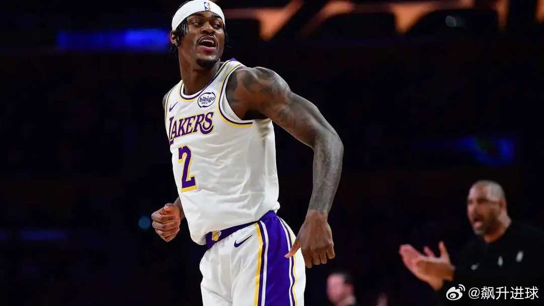 湖人球迷感谢范德比尔特在打勇士时，化解东契奇和主帅的紧张气氛湖人球迷感谢贾里德·