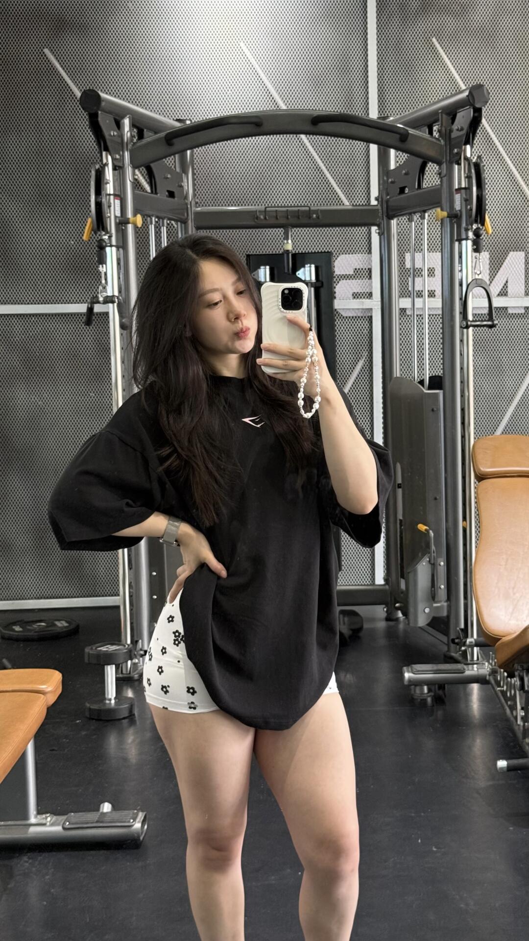 脂包肌女孩 嘴巴管不住一点